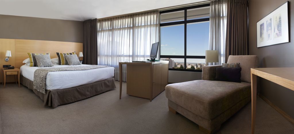 Tryp 4*