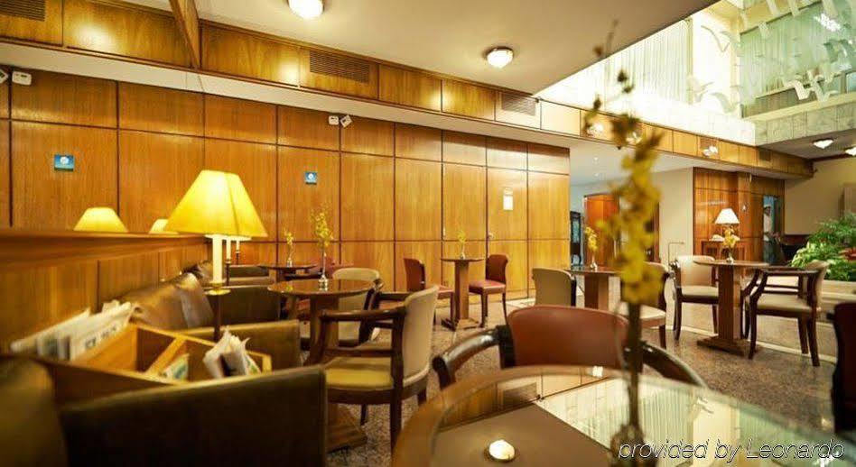 Hotel Balmoral Plaza