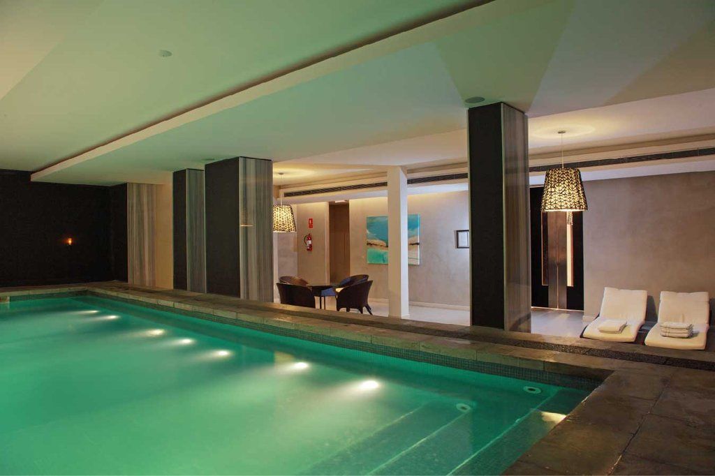 Hotel Esplendor By Wyndham Cervantes 4*