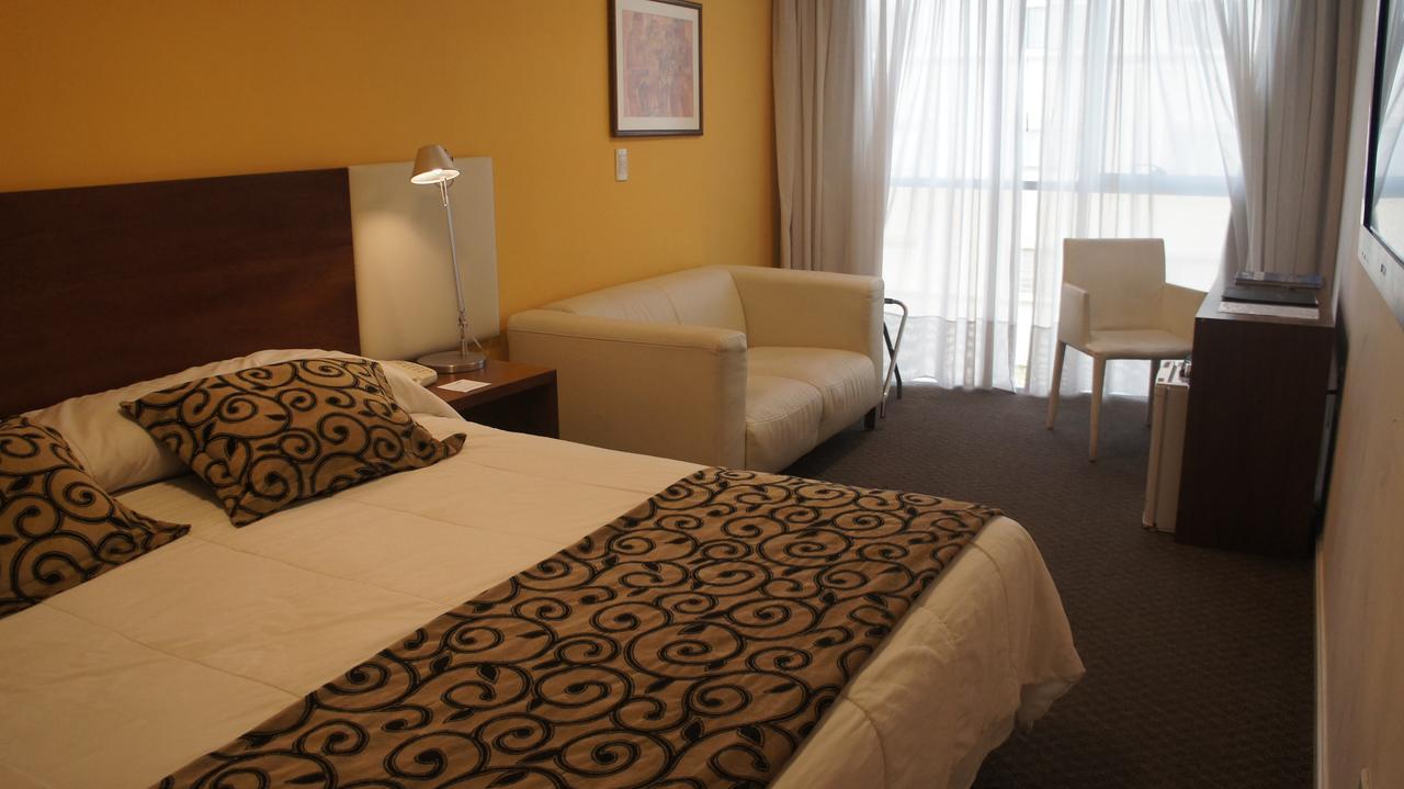 Hotel Palm Plaza 4*