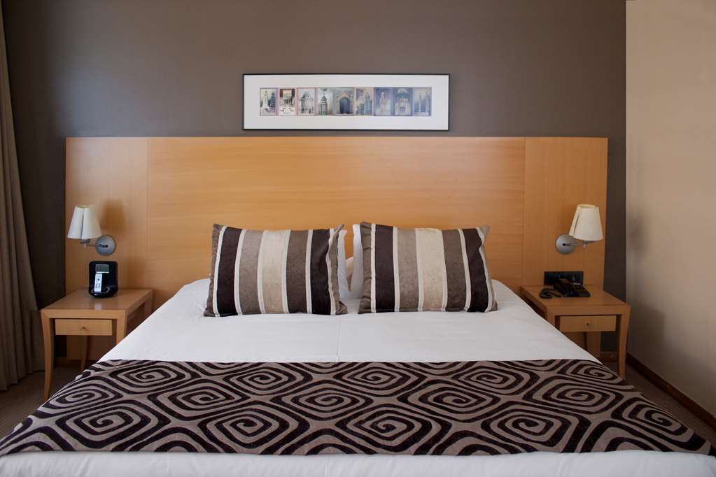 Tryp 4*