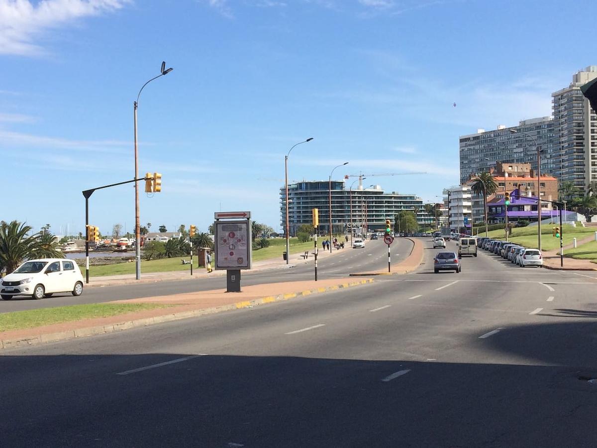 Apartamento Studio Bldg King Bed Montevideo