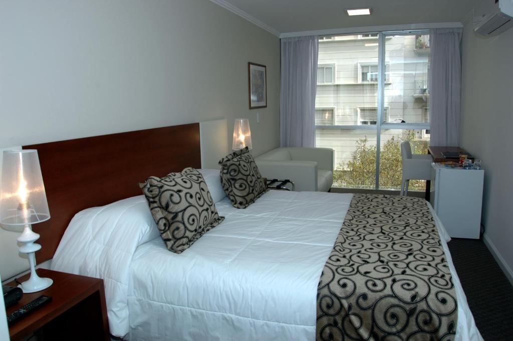 Palm Plaza Hotel 4*