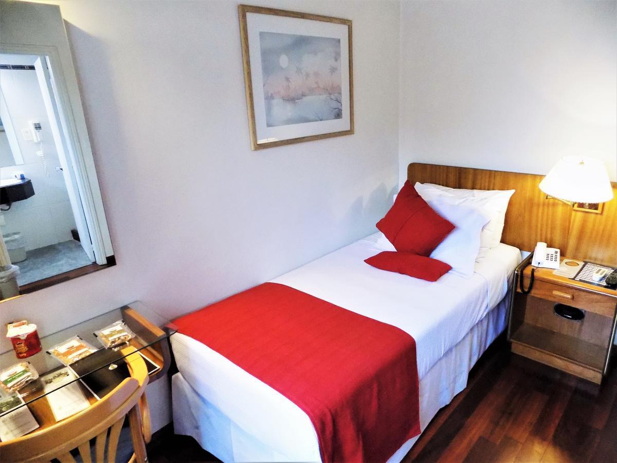 Balmoral Plaza Hotel