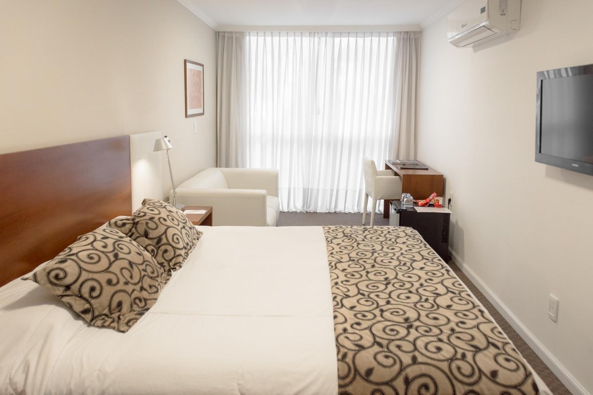 Hotel Palm Plaza