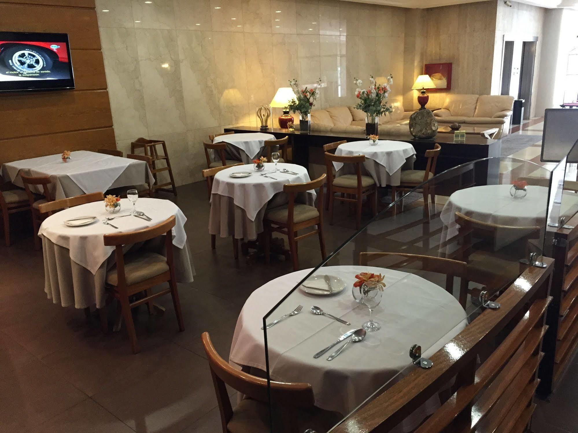 Crystal Palace Hotel 4*