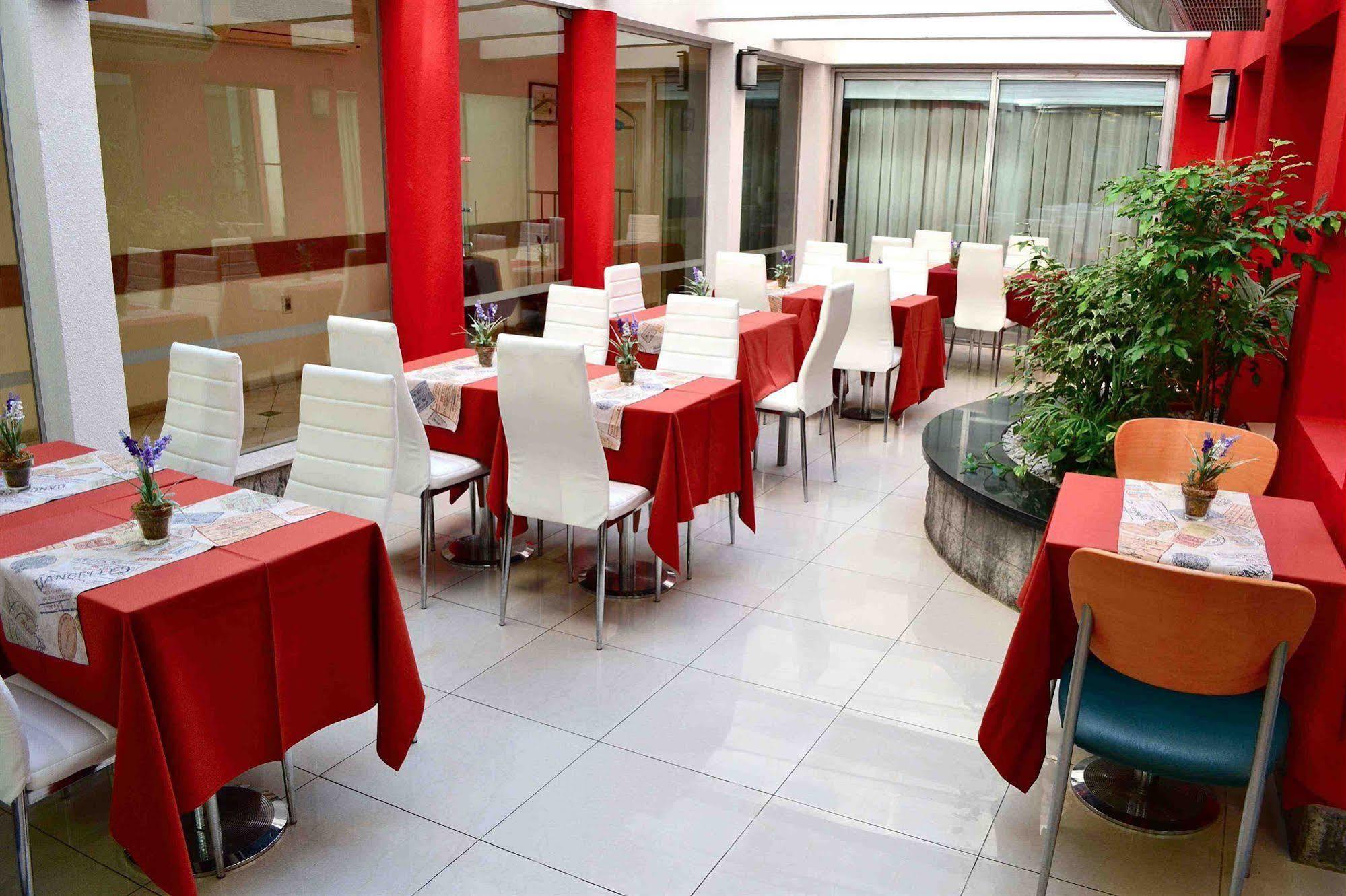 Hotel Armon
