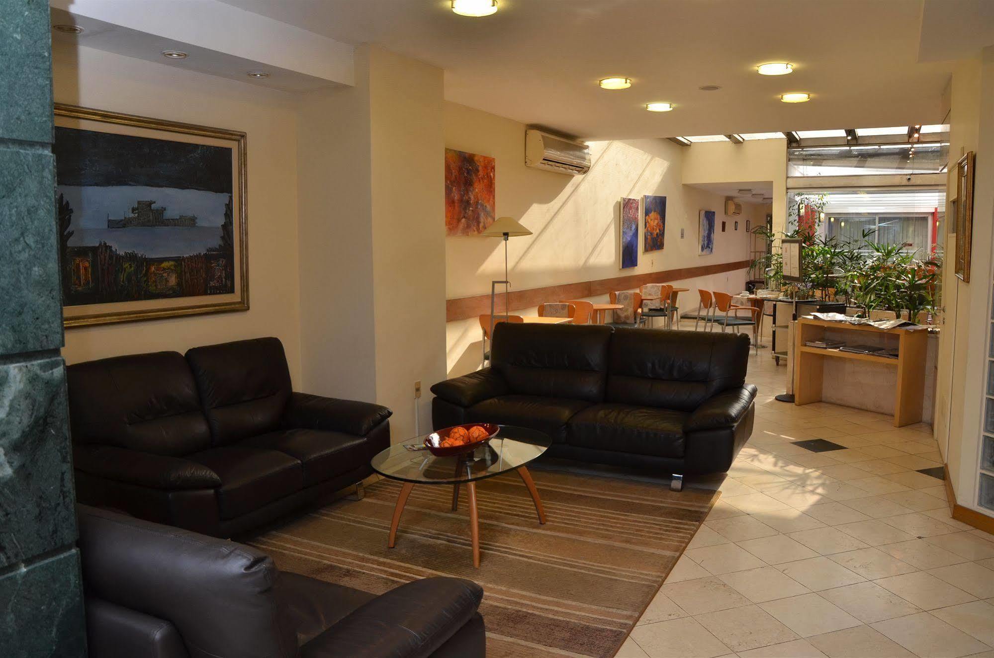 Hotel Armon 4*