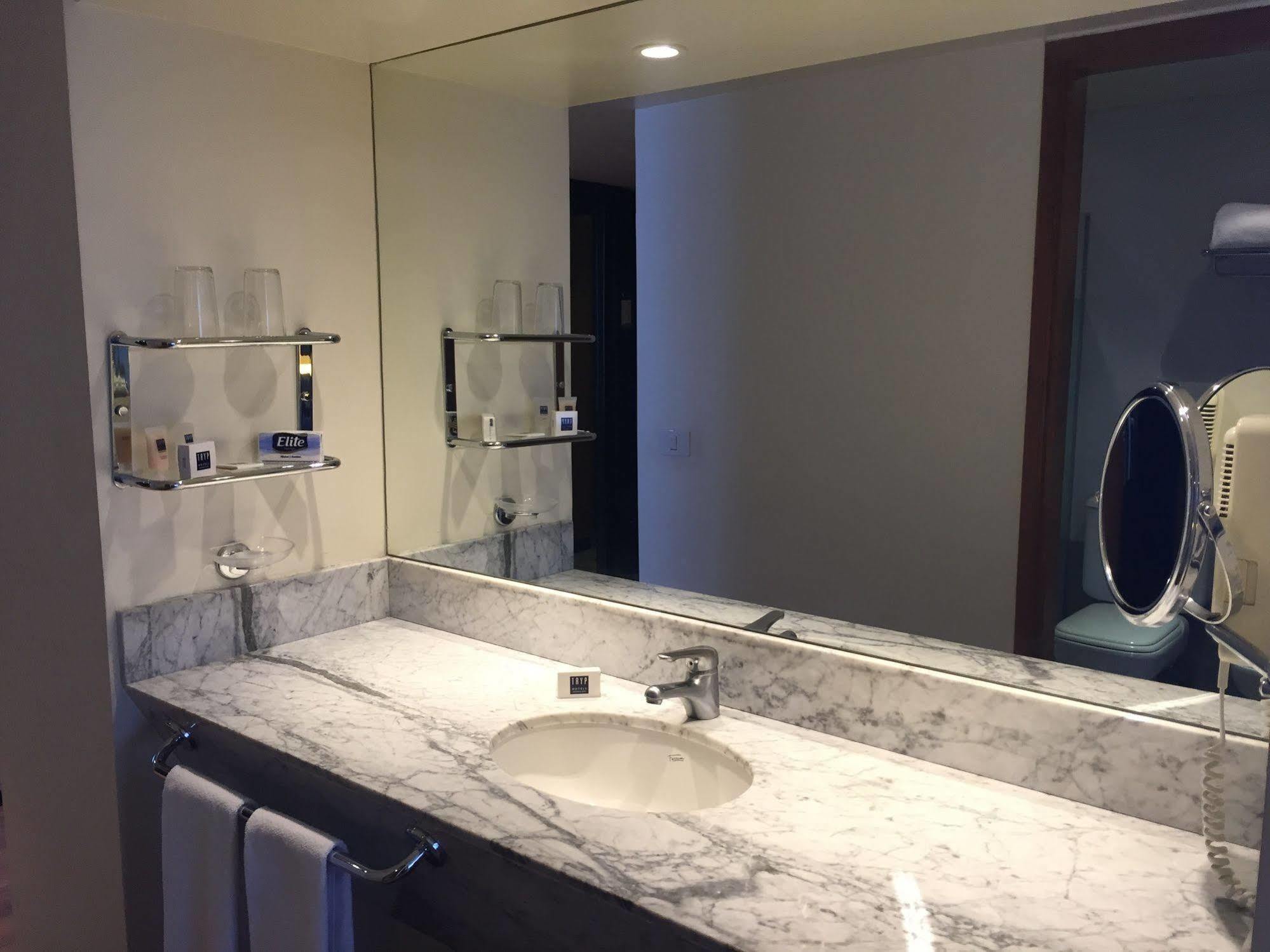 Tryp Hotel 4*
