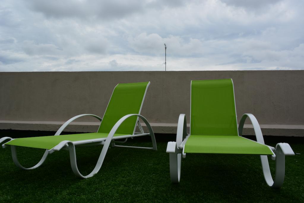 Urban Suites Apartahotel