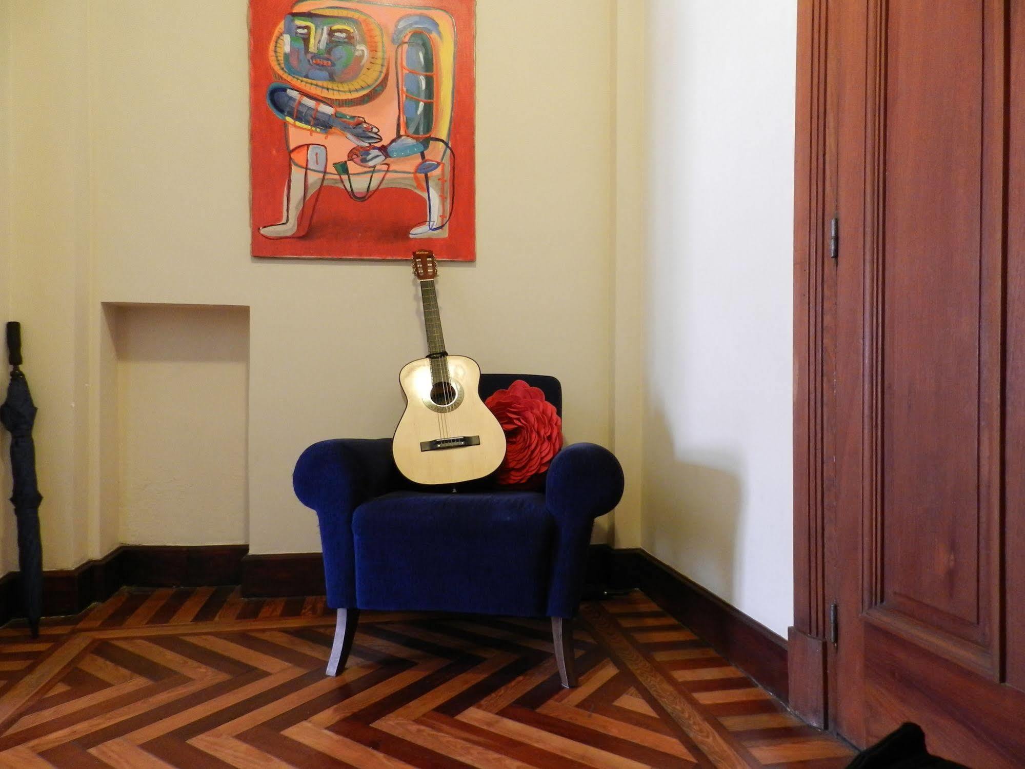 Casa Sarandi Pensión Montevideo