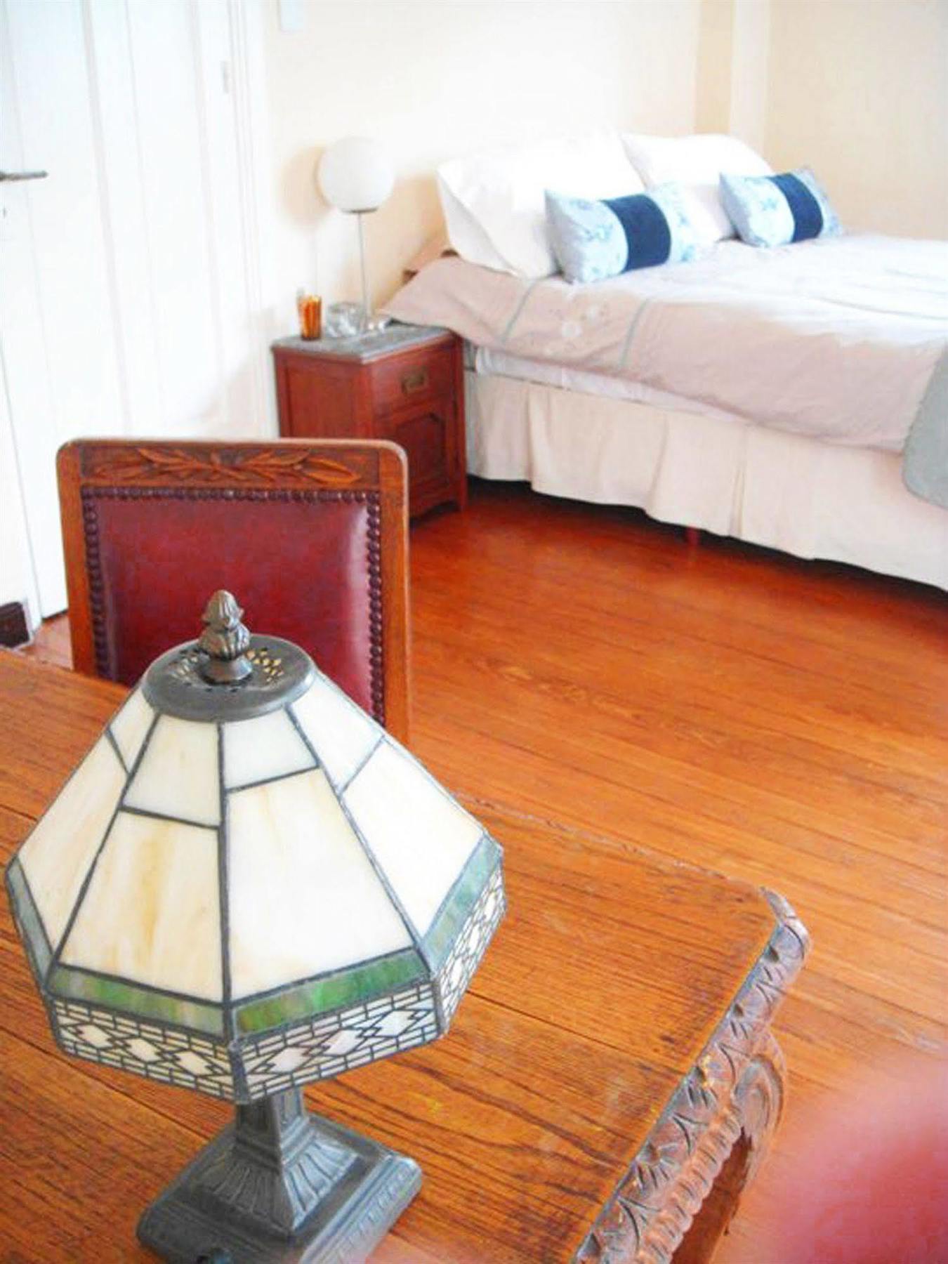 Pensión Casa Sarandi Montevideo