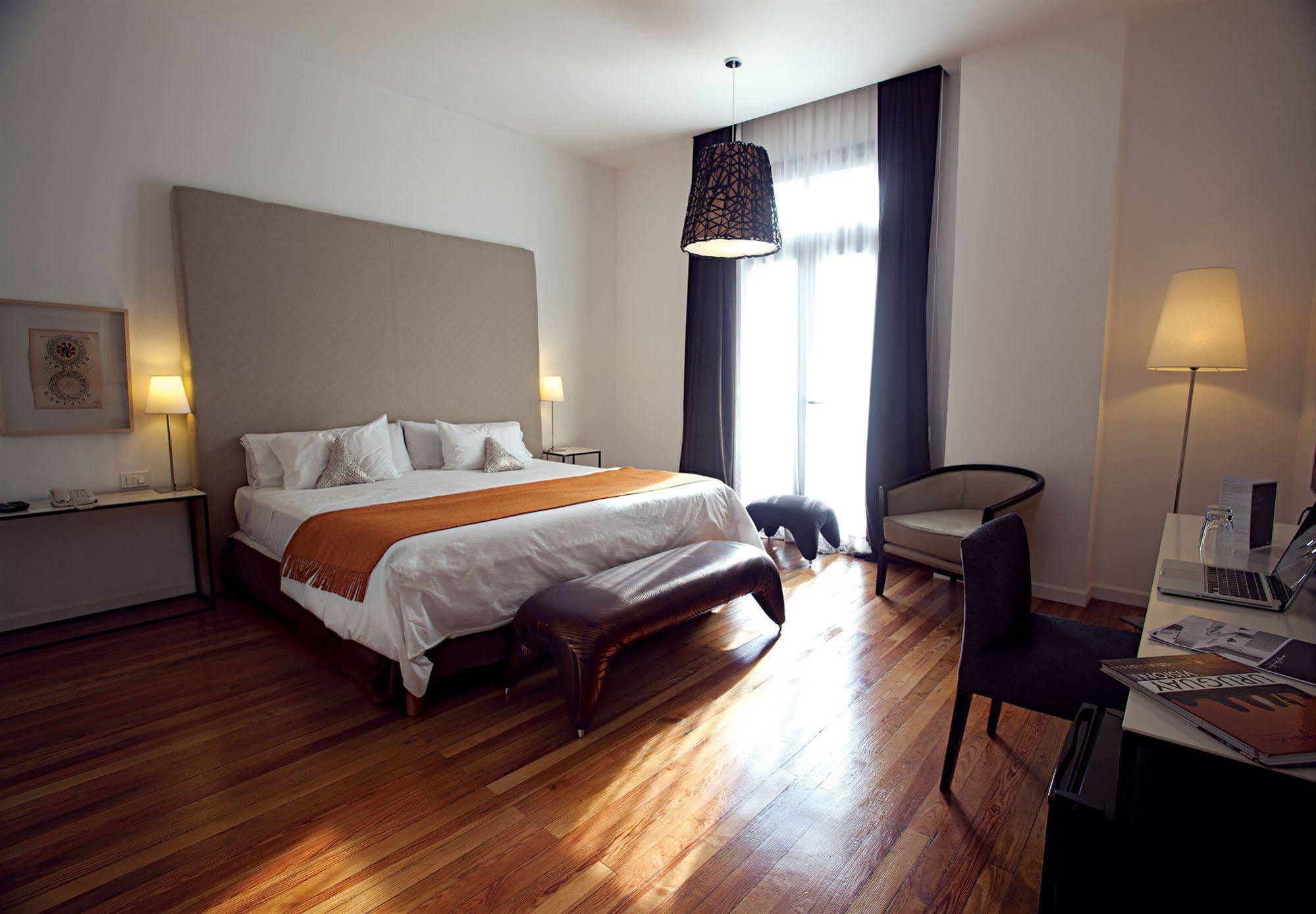 Esplendor By Wyndham Cervantes Hotel