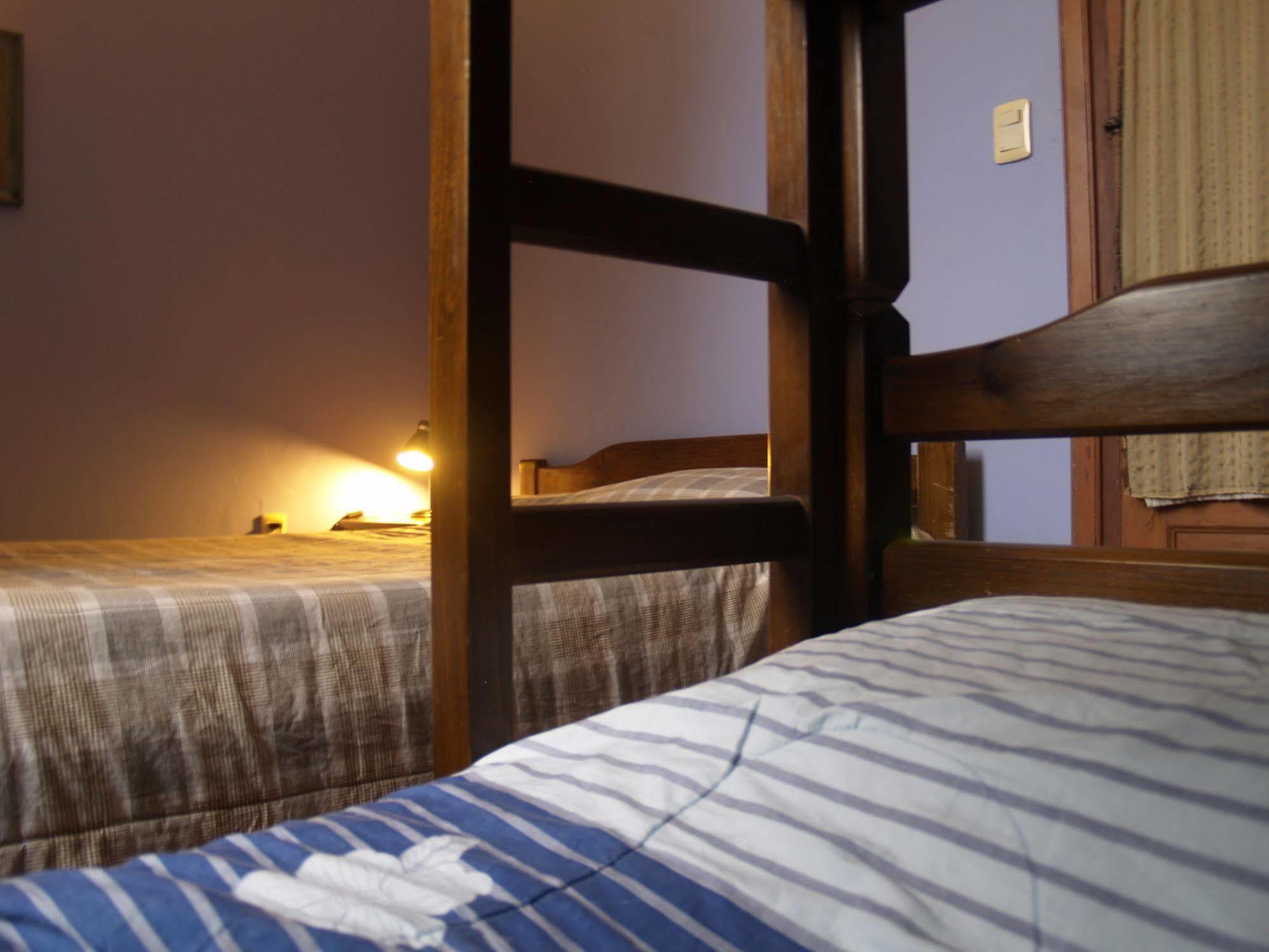 Noche Más Bed and breakfast
