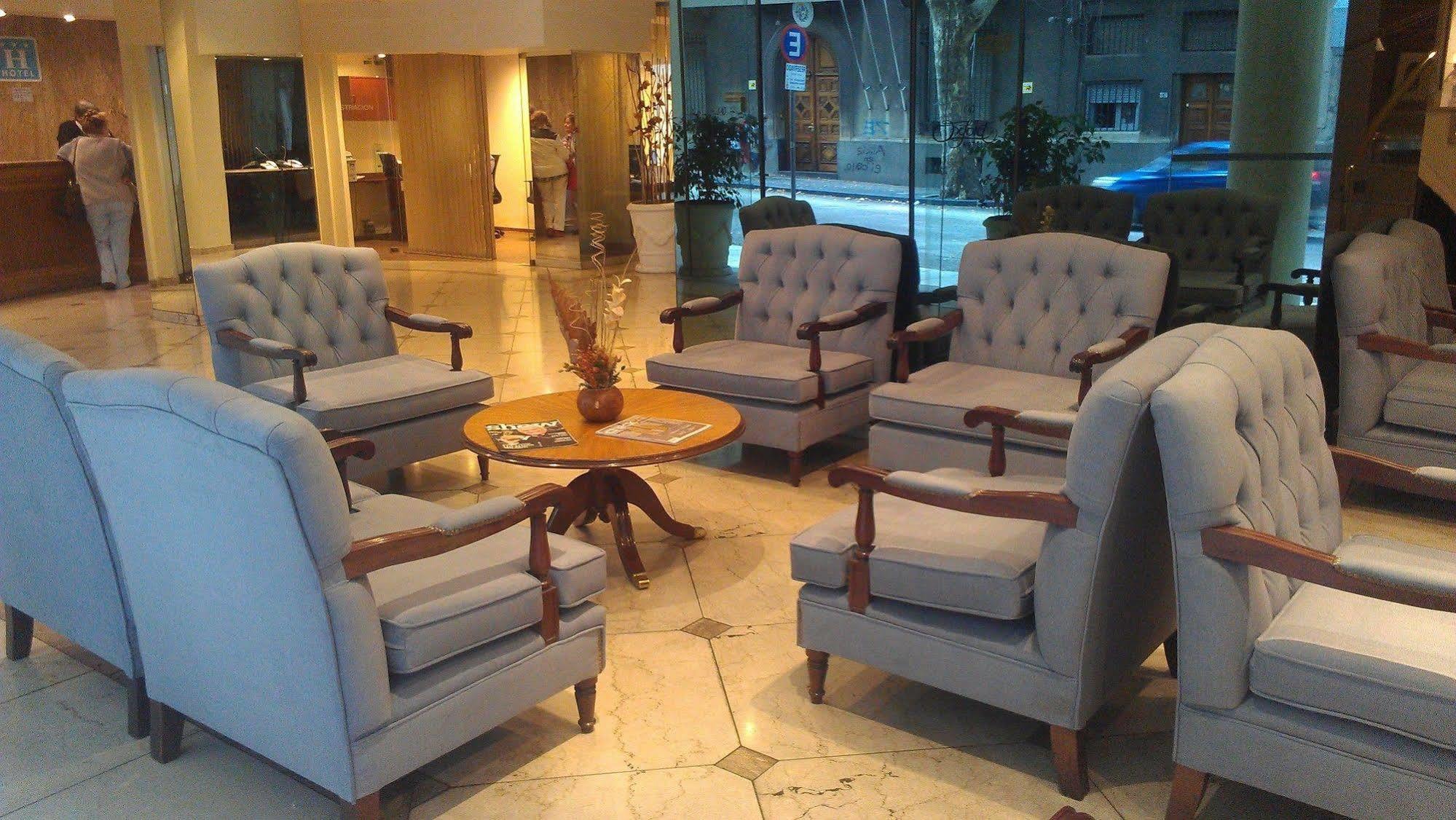 Oxford Hotel 3*