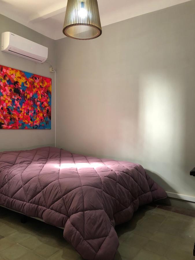 Luz In Hostal Montevideo
