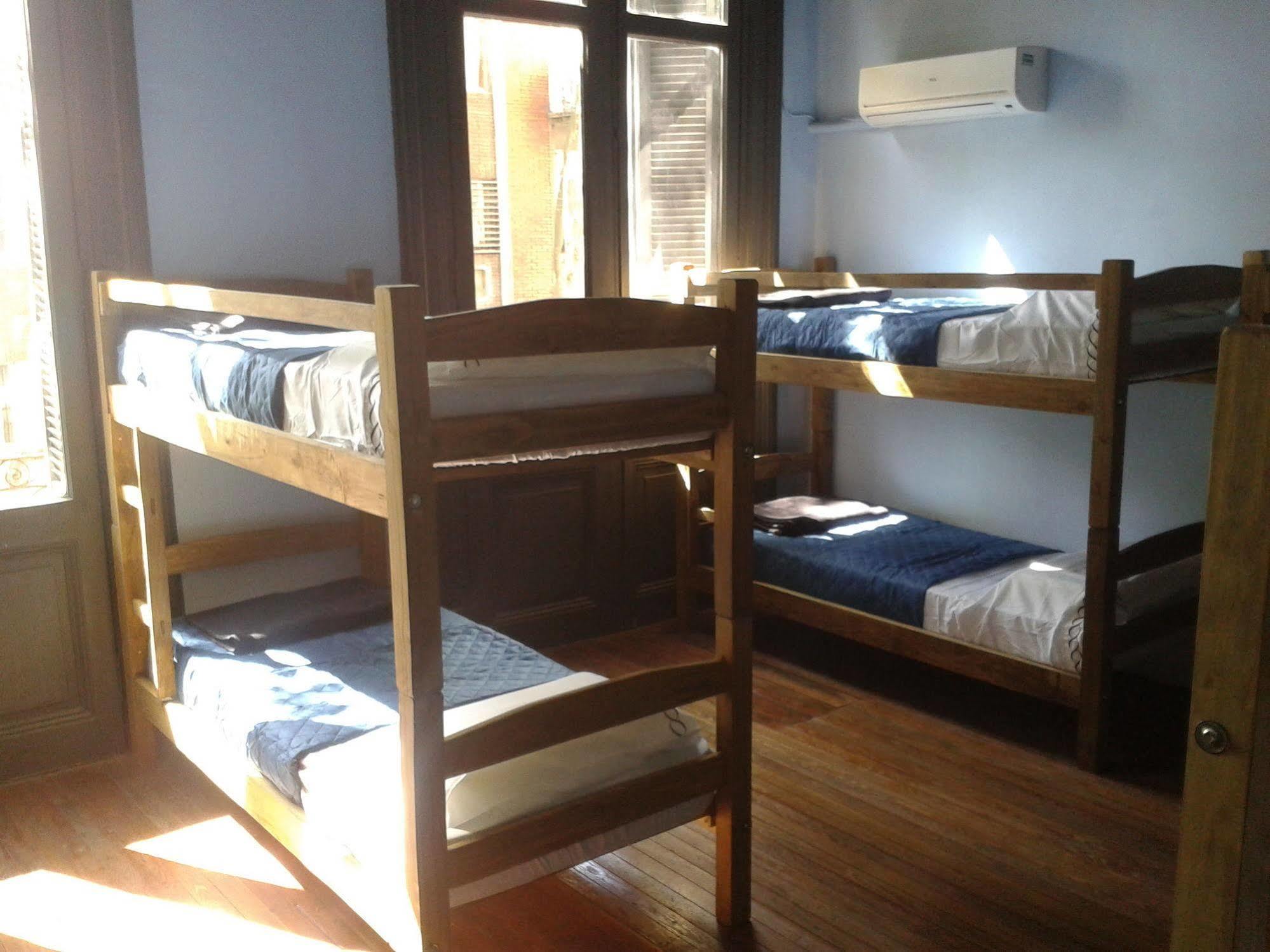 Caballo Loco Hostal Montevideo