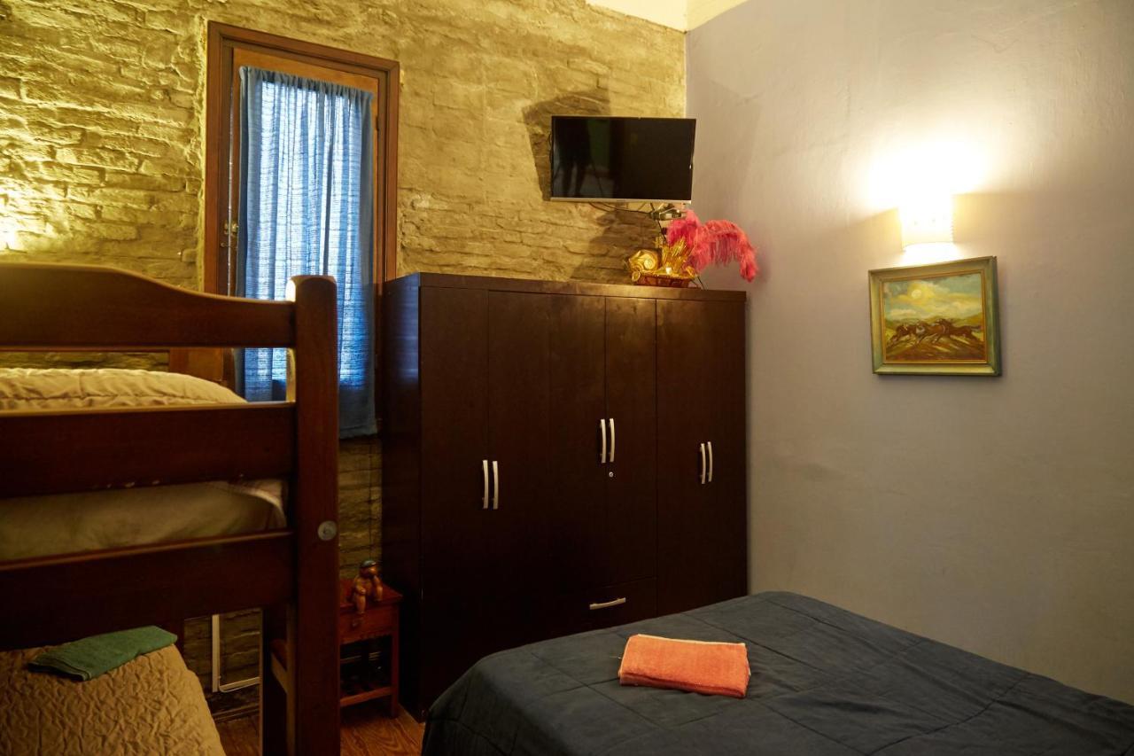 Noche Más Bed and breakfast 2*