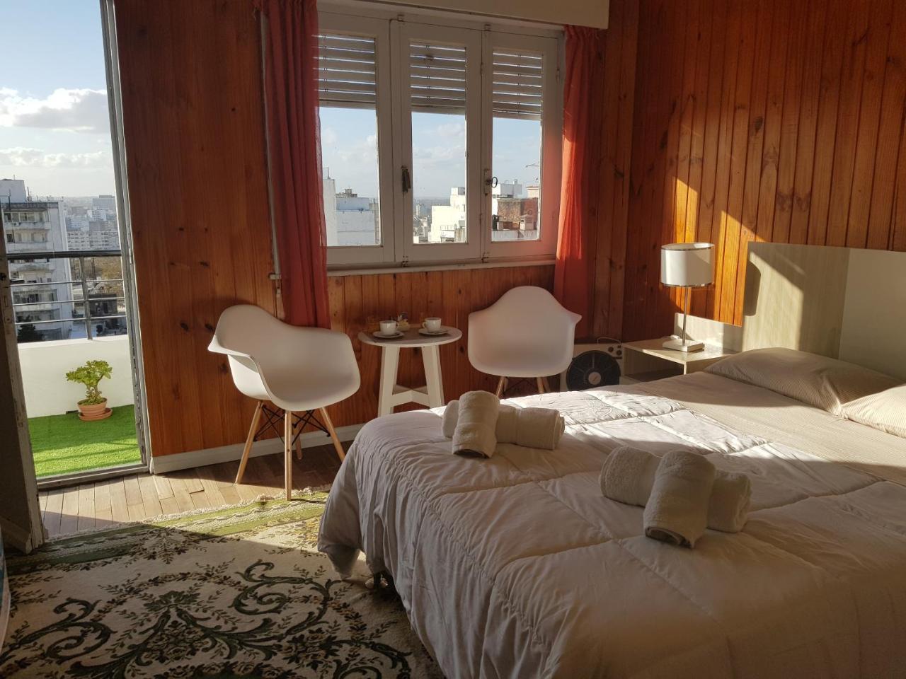 18 Apart Suites Pensión *