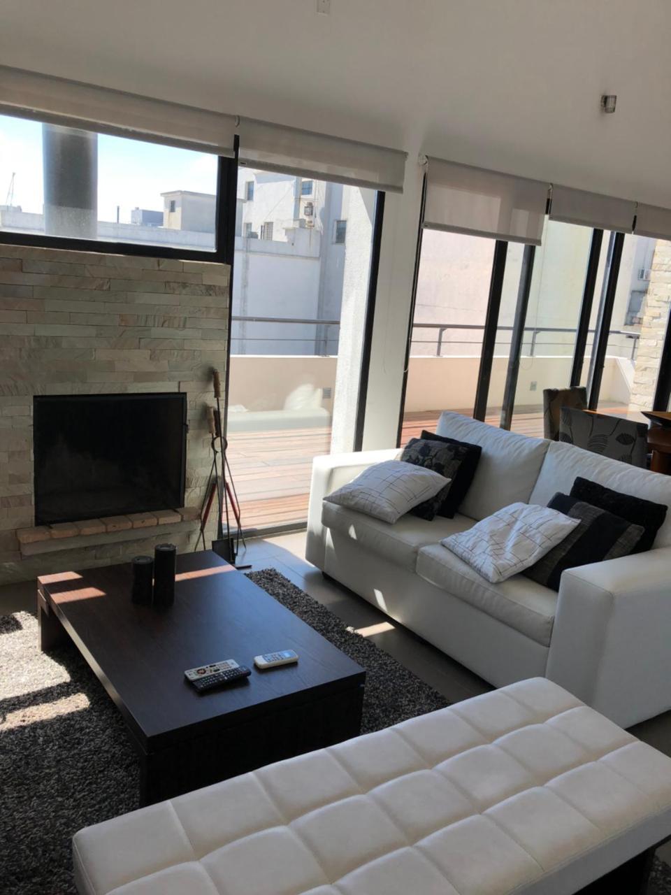 Penthouse 603 * Montevideo