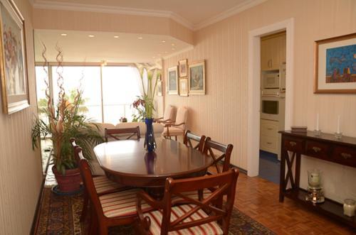 Apartamento Frente Al Mar. Playa Pocitos, La Mejor Vista. Apartment Montevideo