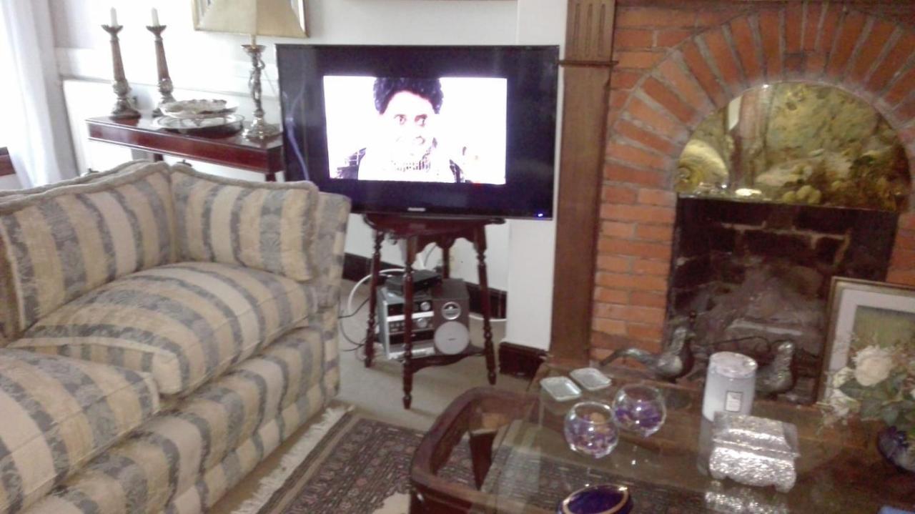 Casona De Estilo Ingles *