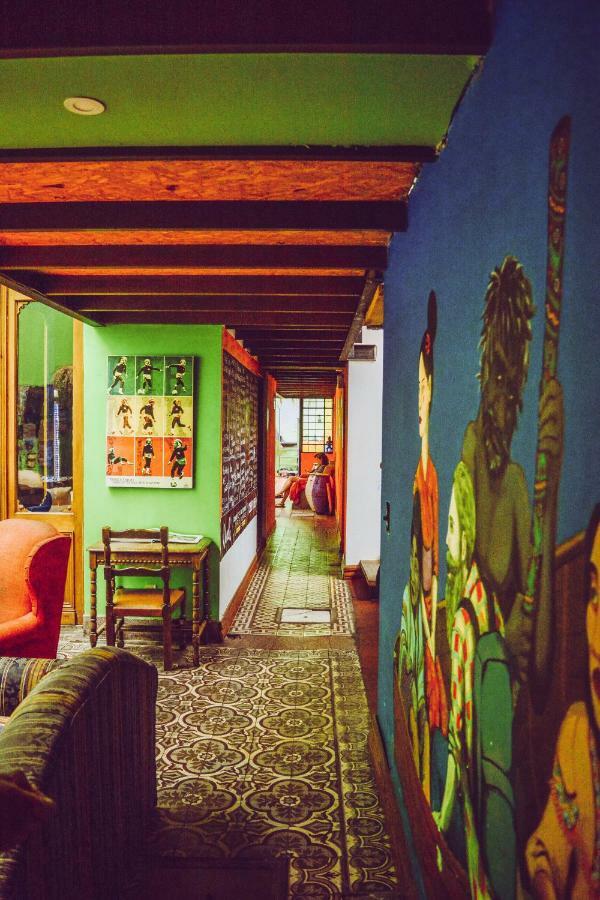 Compay Hostal *