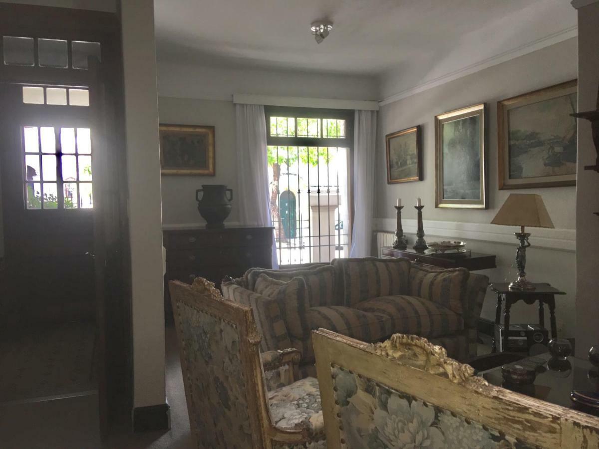 Casona De Estilo Ingles * Montevideo