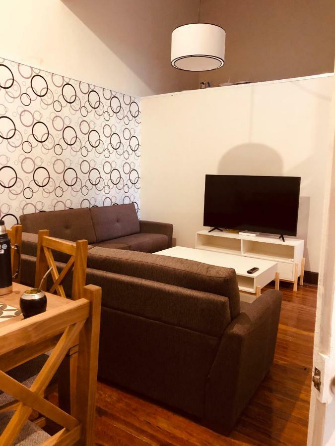 Residencia De Estudiantes Amunis * Montevideo