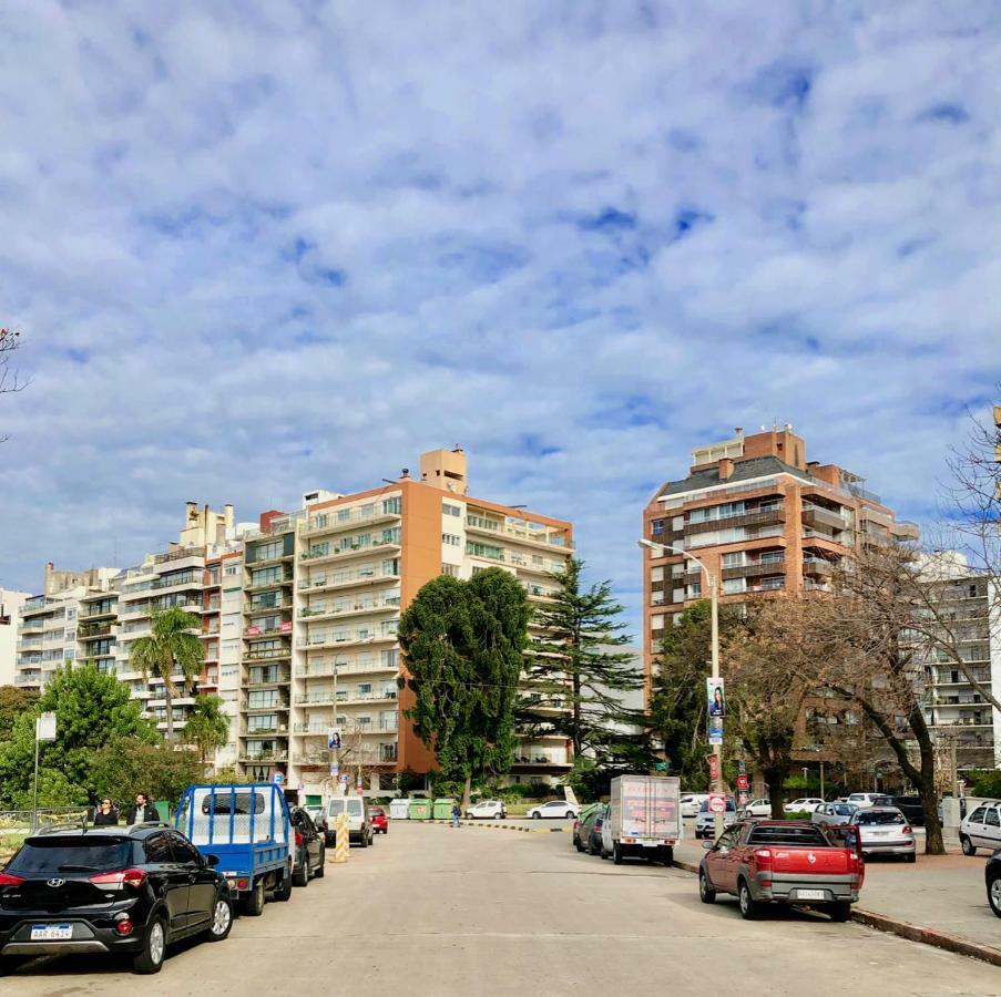 Apartamento En Punta Carretas * Montevideo