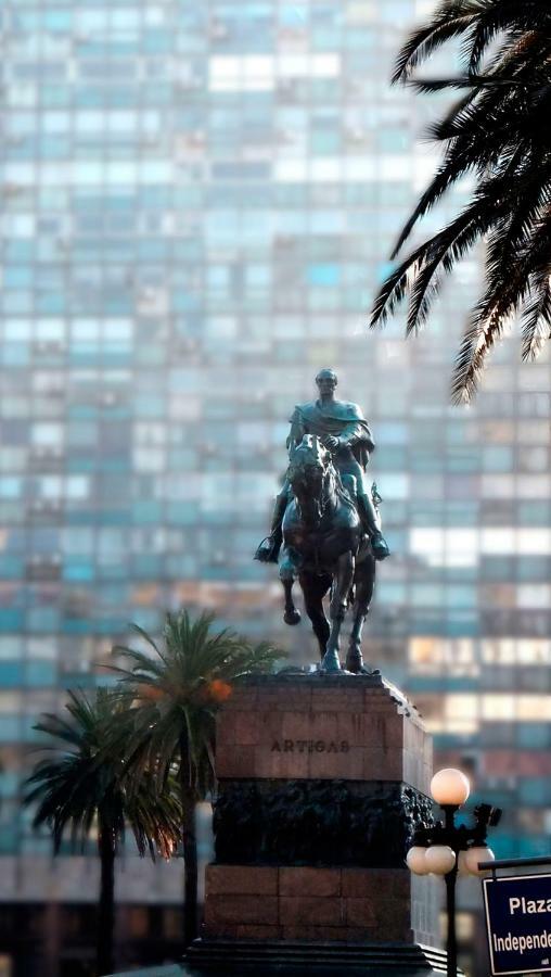 Apartamento Apto De Diseño Con Terraza A Paso De La Plaza Independencia Montevideo