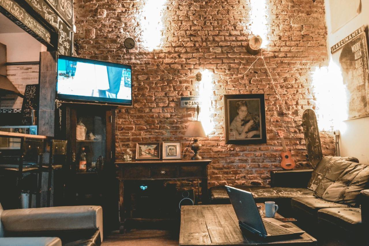 Casa Mutante Albergue *