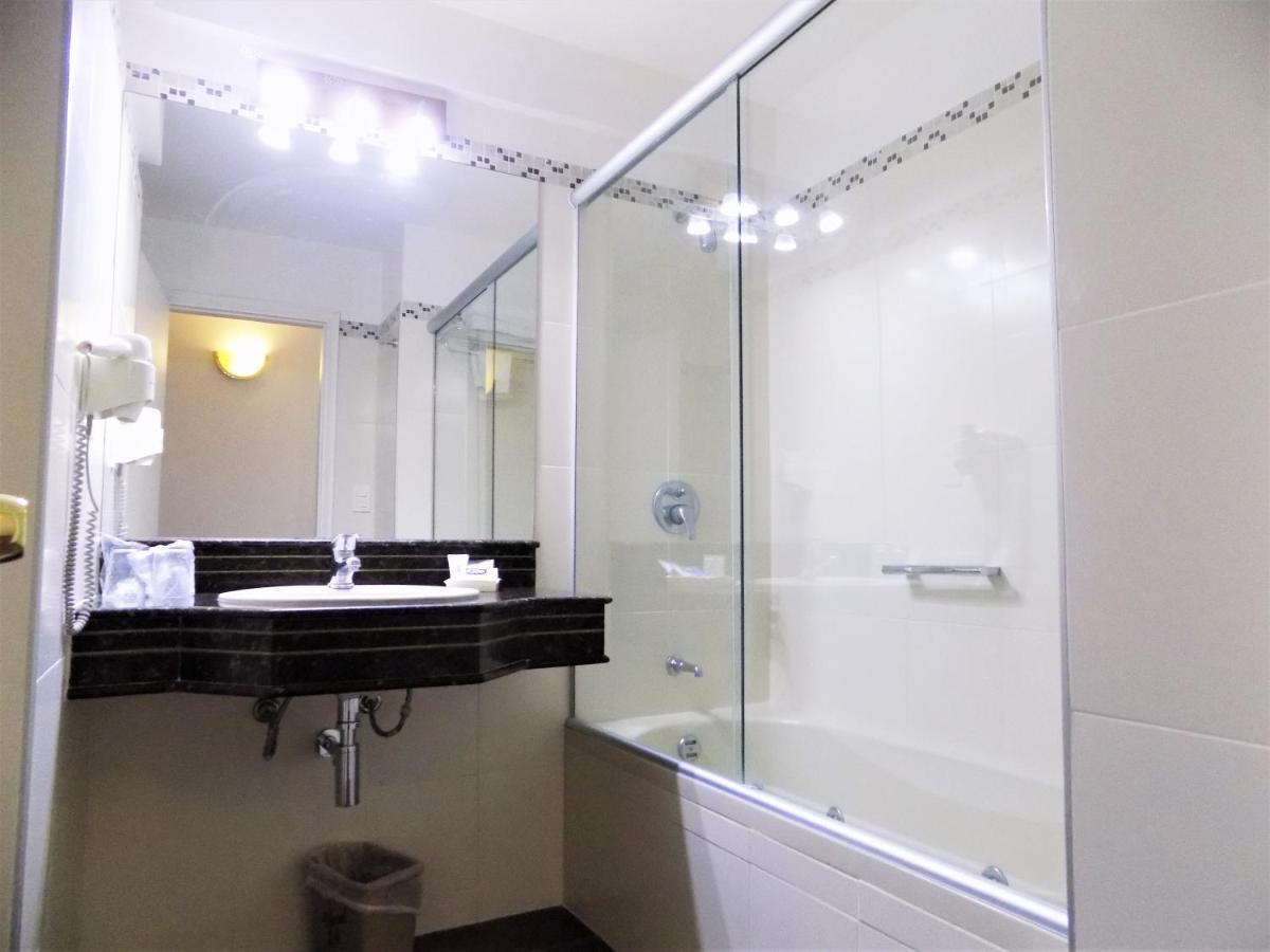Hotel Balmoral Plaza 4*