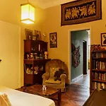 Una Noche Mas B & B