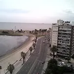 Pocitos La Rambla Studio Apartment