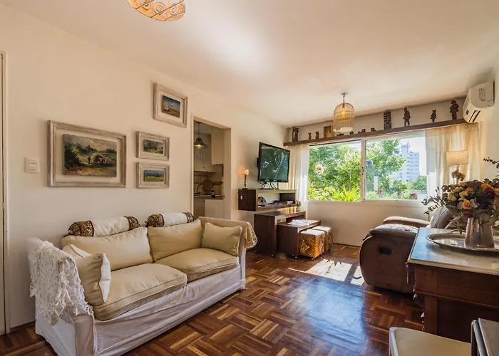 EL MEJOR LUGAR Departamento de Diseño en el mejor Barrio de Montevideo