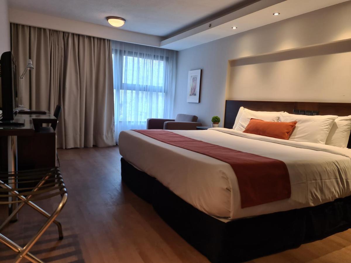 Crystal Tower Hotel