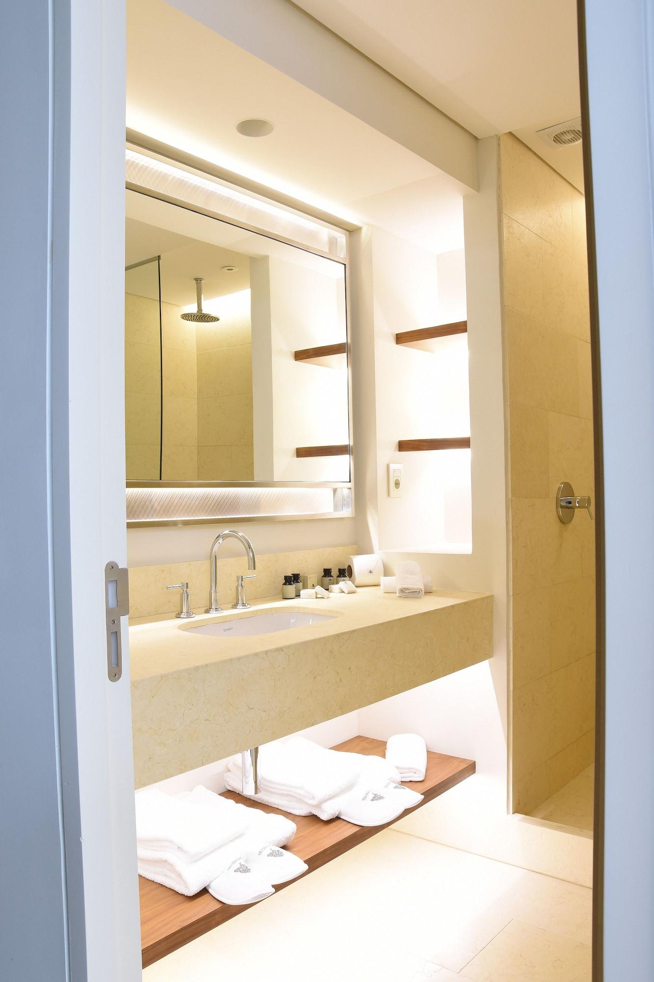 Oliva Luxury 4*