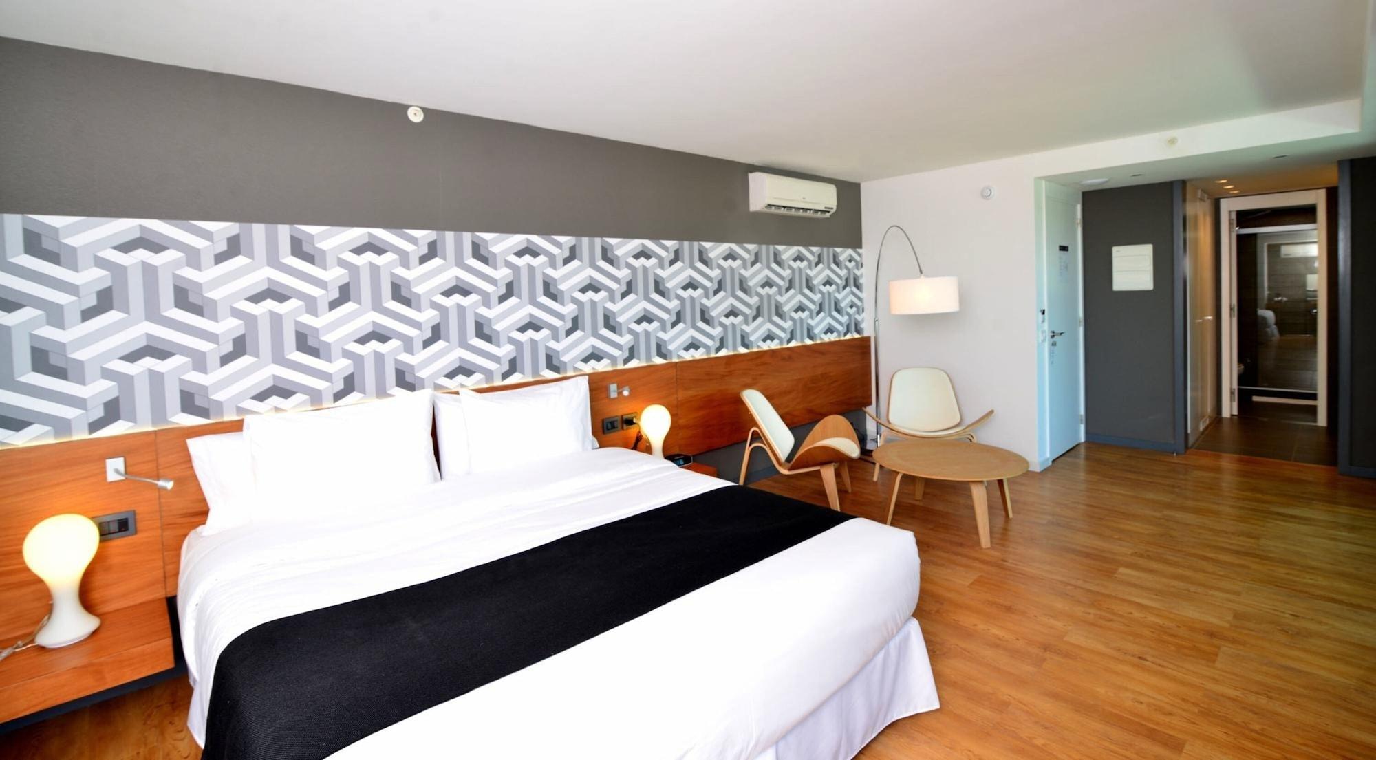 Hotel Bit Design