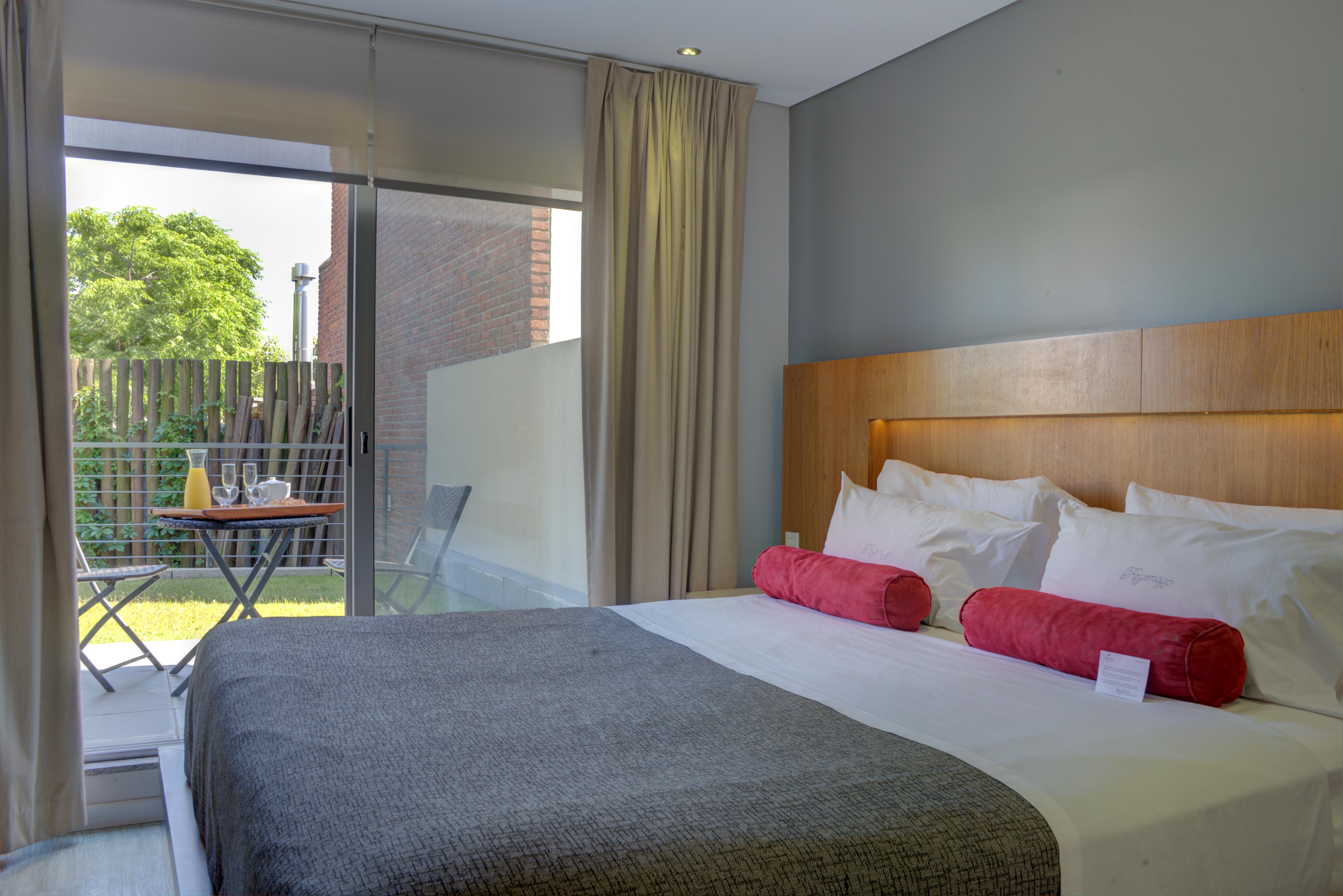 Apartahotel Regency Rambla Design 4*