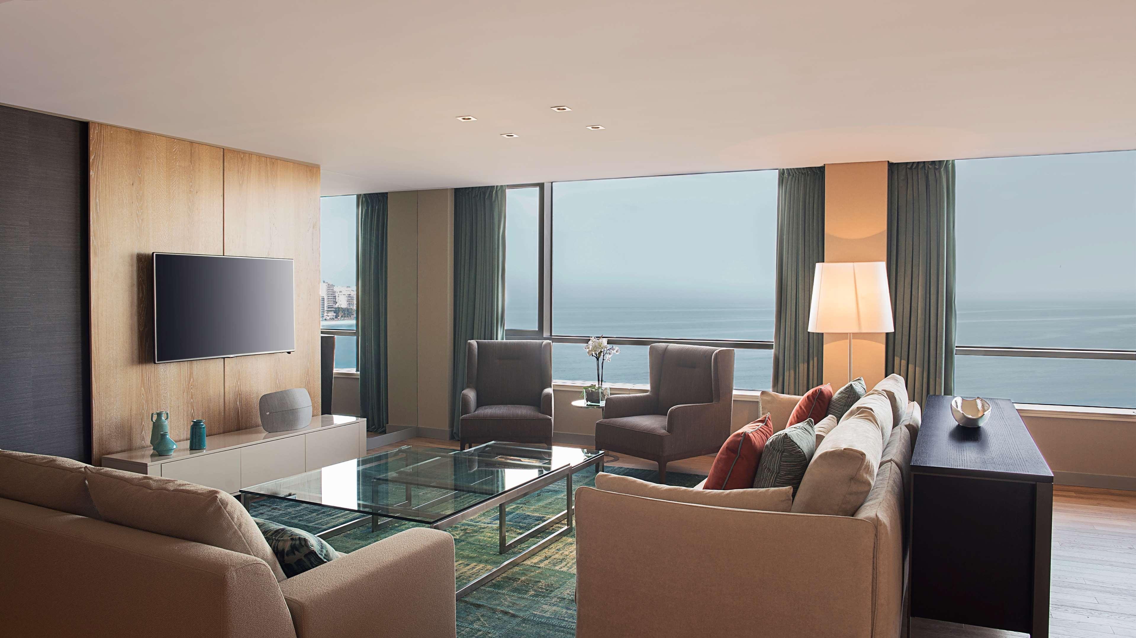 Hyatt Centric 5*