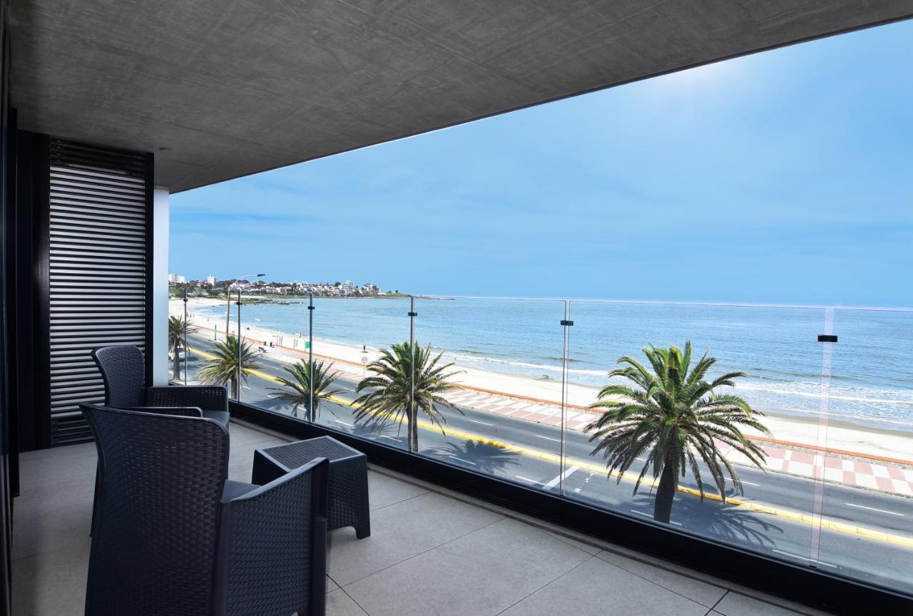Vistas Al Mar En Exclusivo Con Garage Montevideo