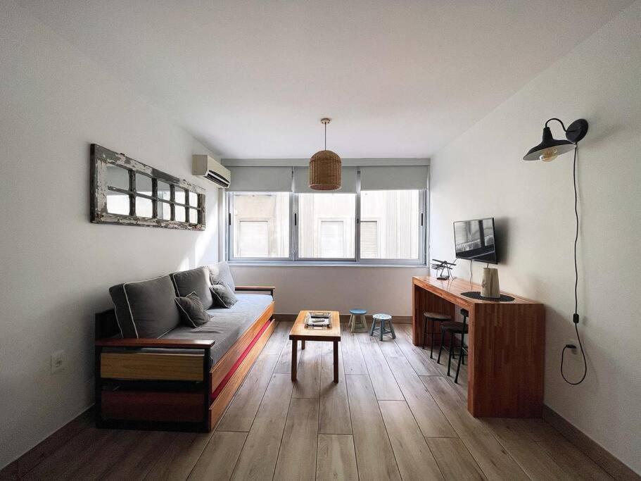Apartamento Calido En Corazon Ciudad Vieja Montevideo