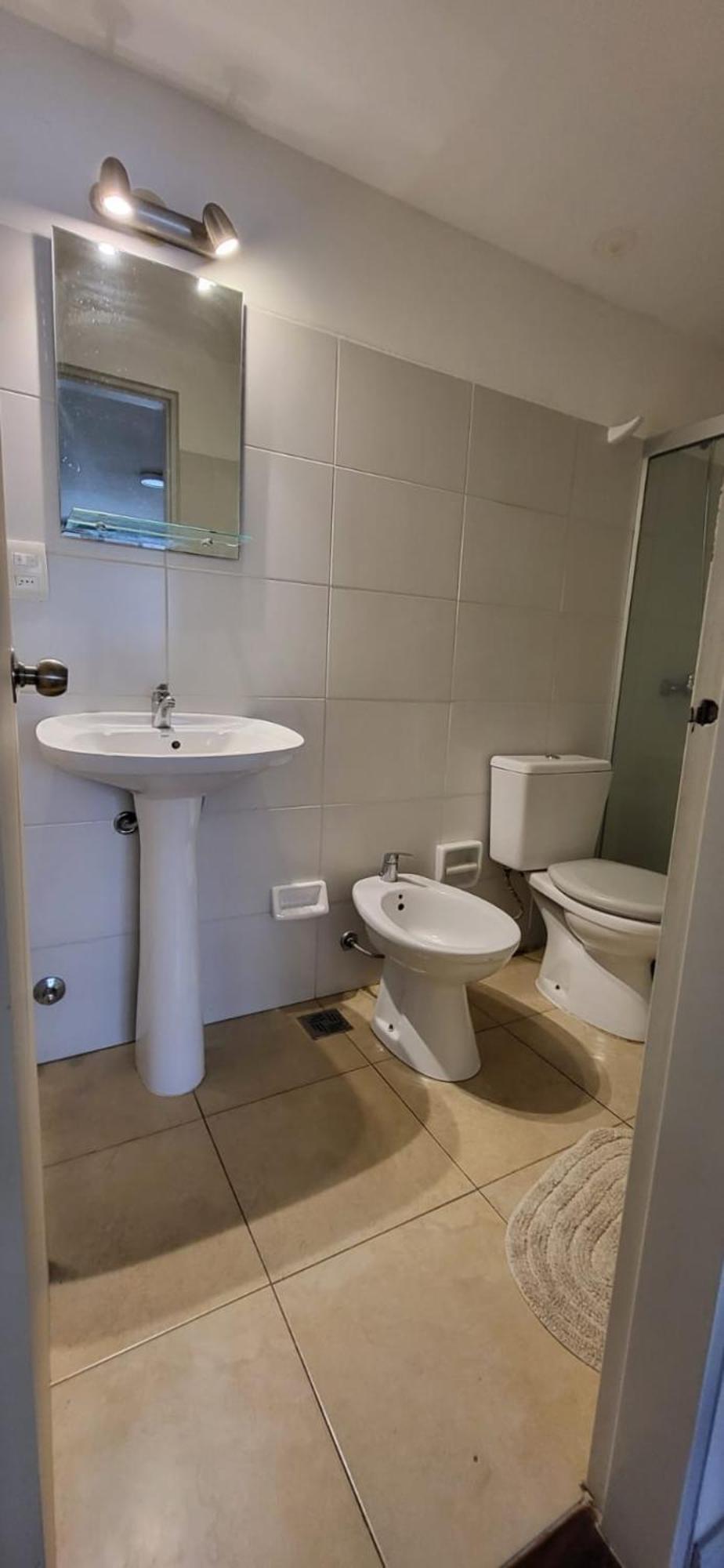 Amplio En Pocitos Apartamento