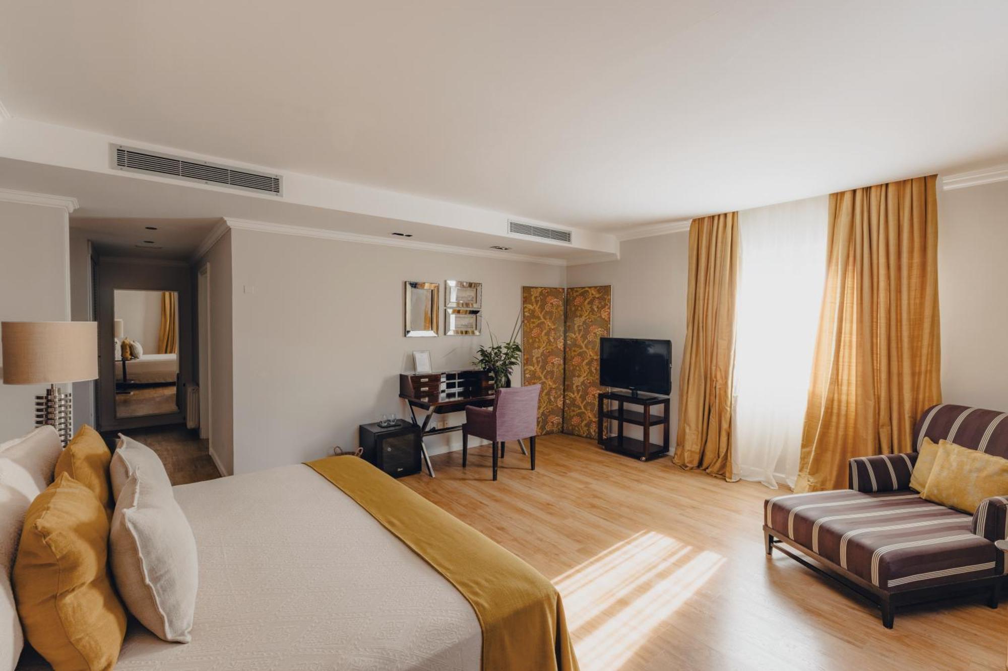 Le Bibló 5*