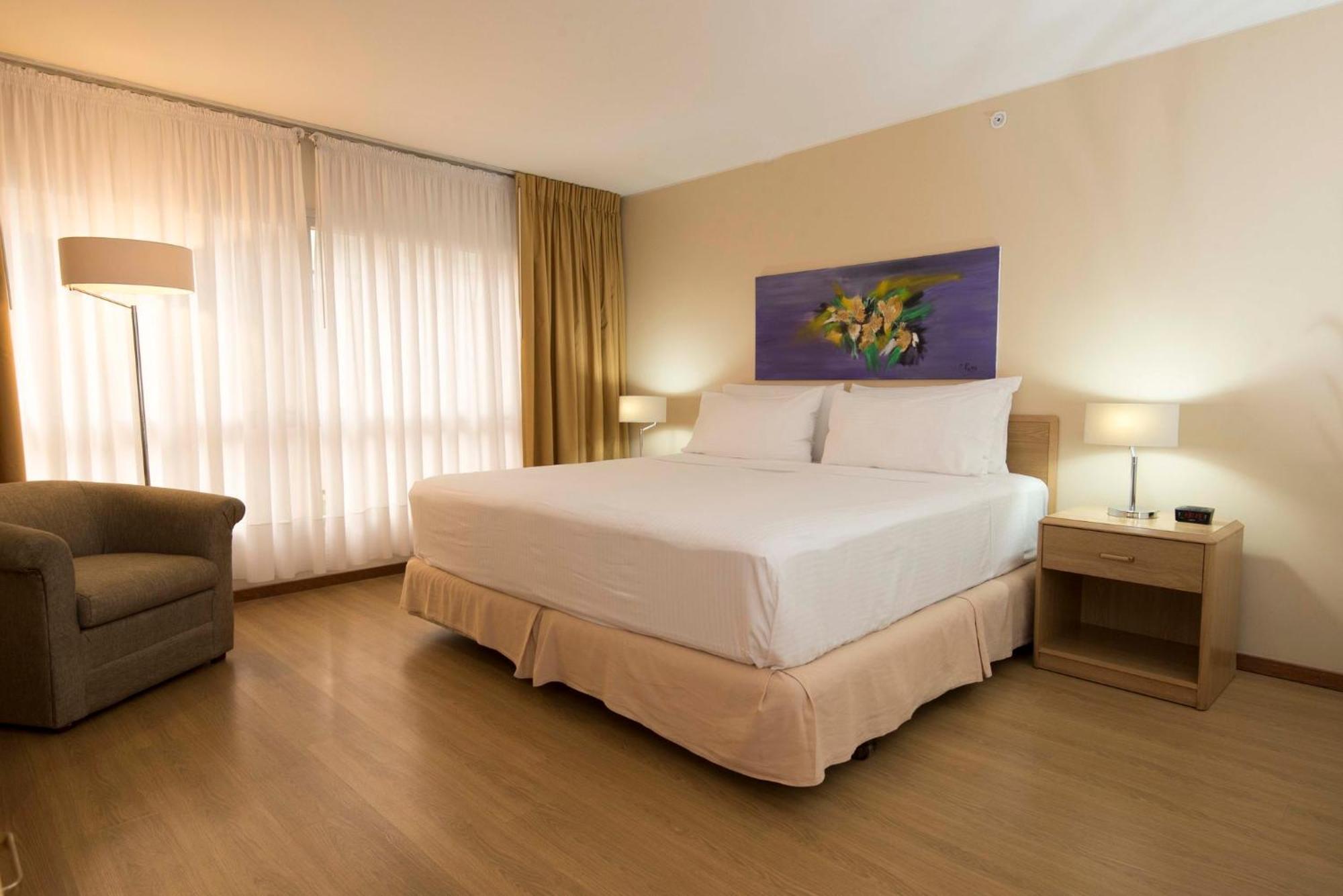 Montevideo, An Ihg 4*