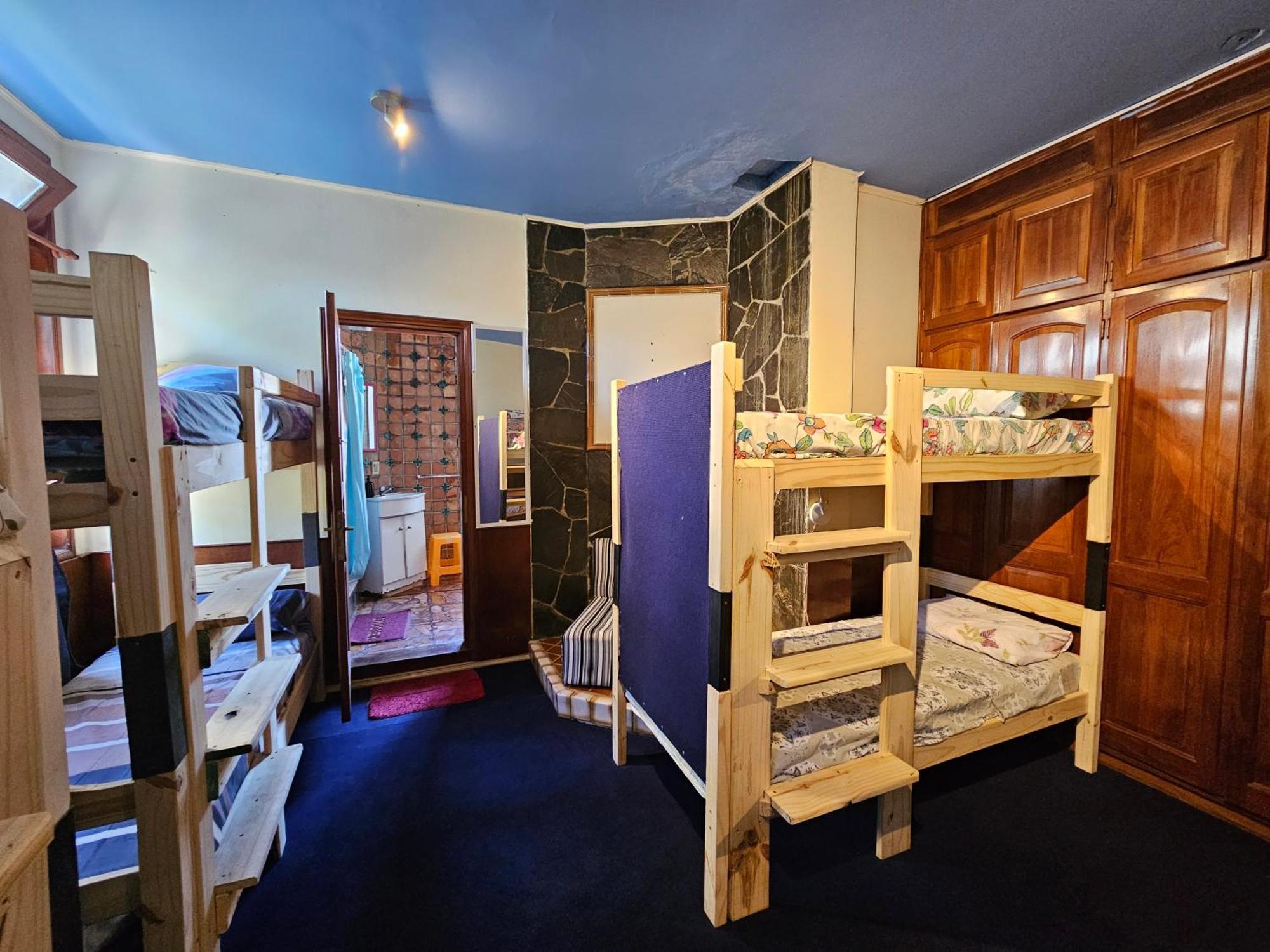 Montevideo Hostel *