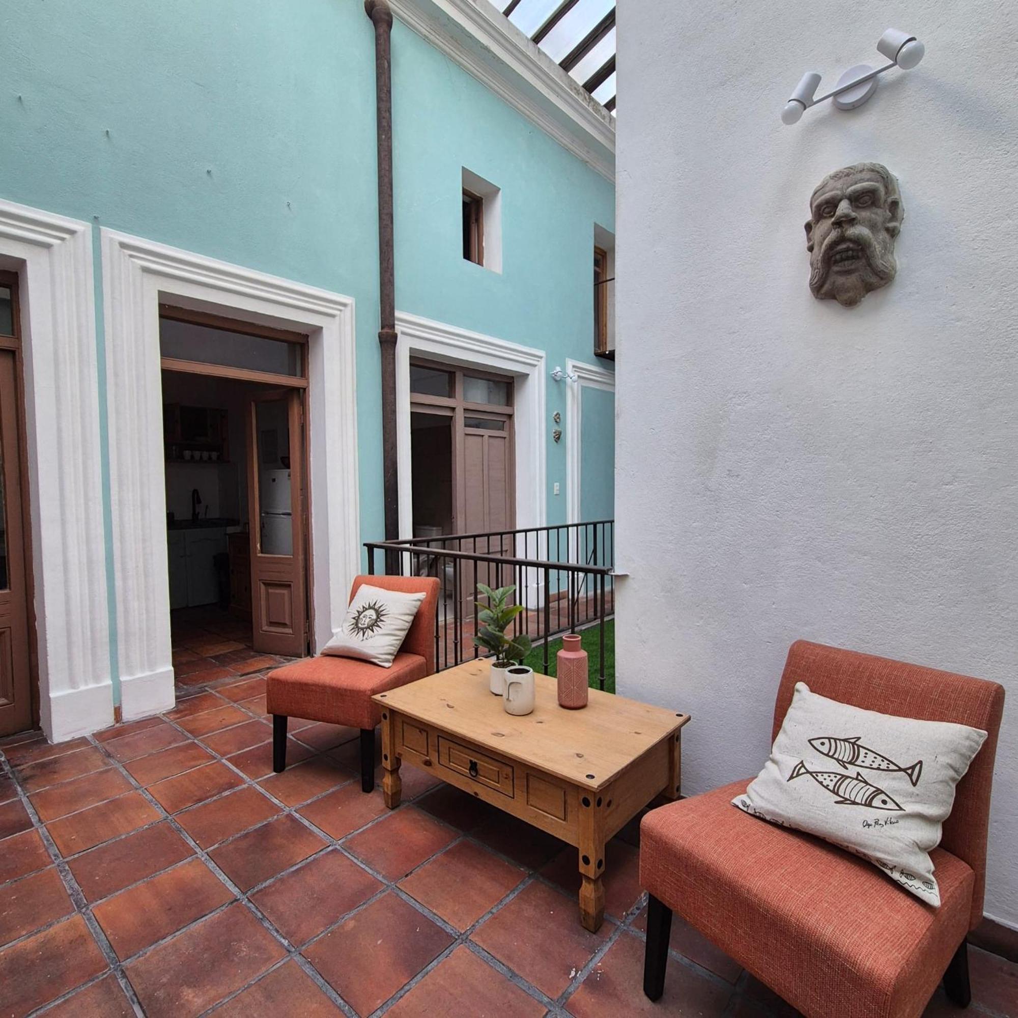 Altos Catedral Guest house Montevideo