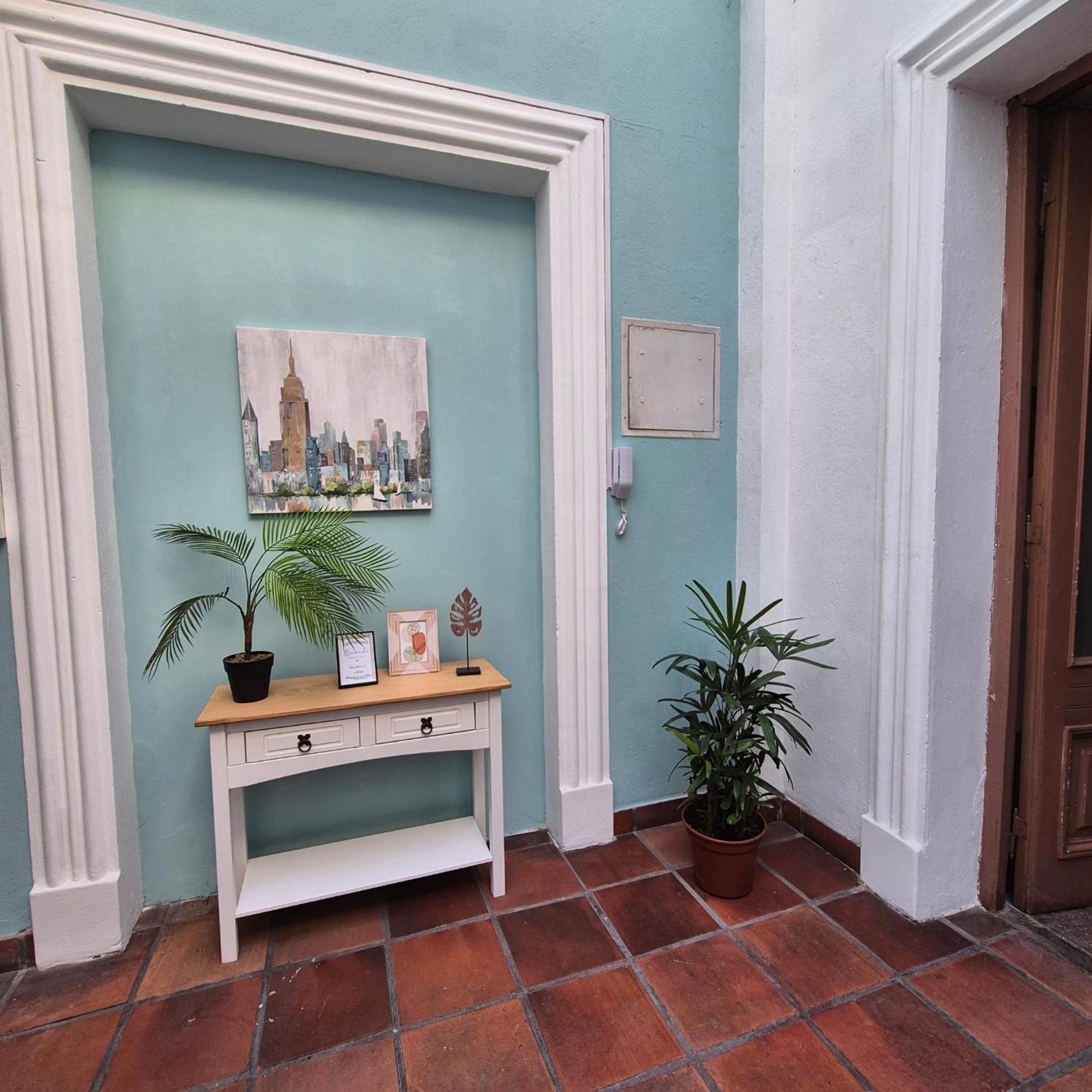 Altos Catedral Guest house *