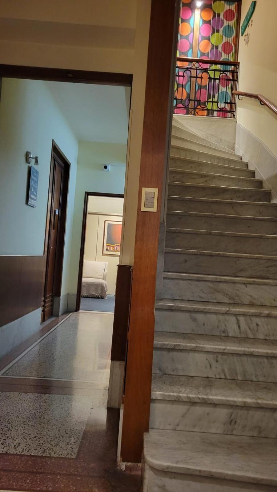 Hostal Montevideo Hostel *